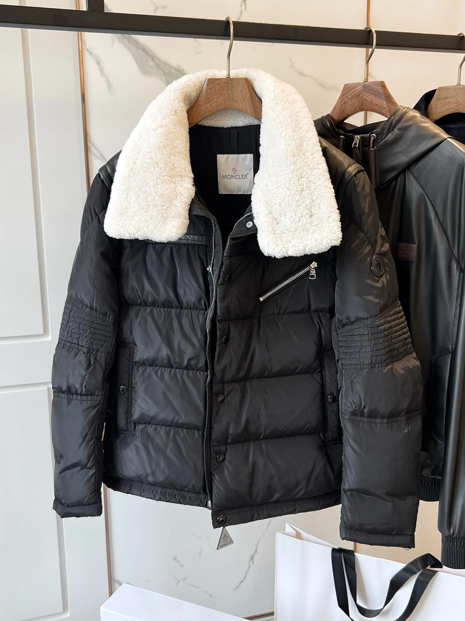 wg.luxury- 7o9385r Down Jacket oversized item:D-F409J5941